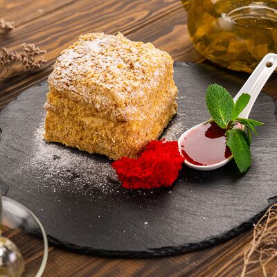 Торт Наполеон в Абрамовъ по цене 730 ₽