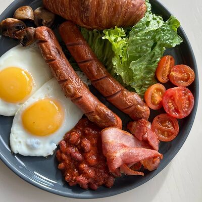 Английский завтрак в Zanoza Open Bar по цене 950 ₽