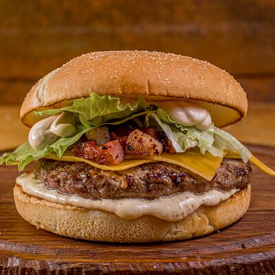 Бургер Дядя Сэм в The Rocket Bar по цене 720 ₽