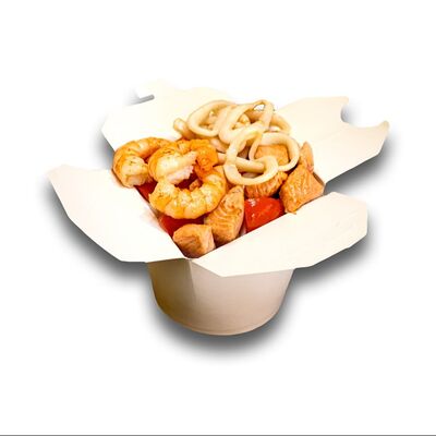 Вок с Морепродуктами лапша Фунчозав Суши Кио по цене 699 ₽