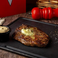 Стейк Топ Блейд в TGI FRIDAYS