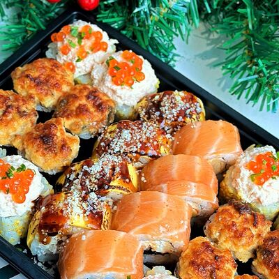 Сет Happy New Year в Хорошие руки - Роллы по цене 2990 ₽