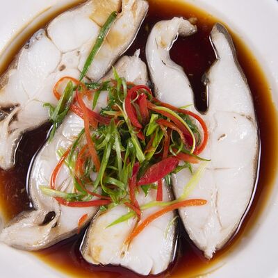 Палтус на пару с соевым соусом в Soju по цене 1850 ₽