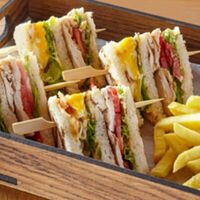 Club-candwich в Папалео