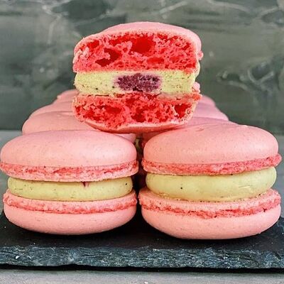 Макарон карамель-пралине в Tortterry по цене 95