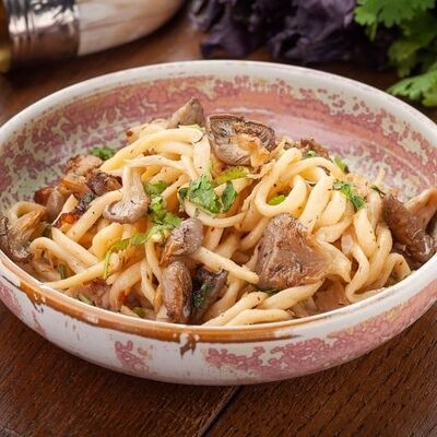 Лапшиани с грибами и курицей в Чача по цене 490 ₽