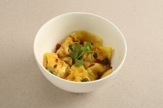 Вонтоны с говядиной в соусе 5 шт* в ЧИХО по цене 590 ₽