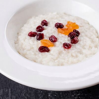 Рисовая каша, клюква и курага в Траттория для друзей по цене 220 ₽