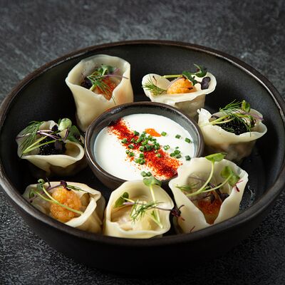 Пельмени с камчатским крабом и северными креветками в Fish Point по цене 1190 ₽