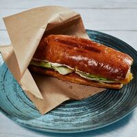 Сэндвич с цыплёнком и пепперони в Nuahule