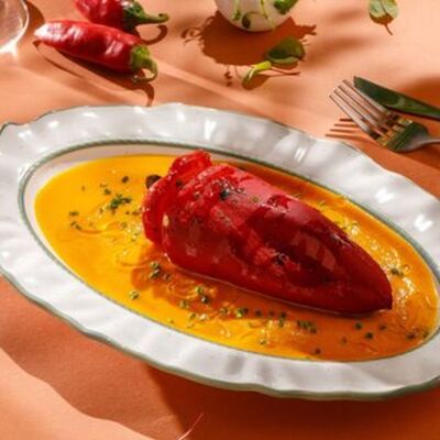 Перец Рамиро с соевым мясом в Кукумбер по цене 910