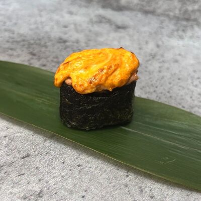 Гункан с тунцом в Масаго по цене 220 ₽