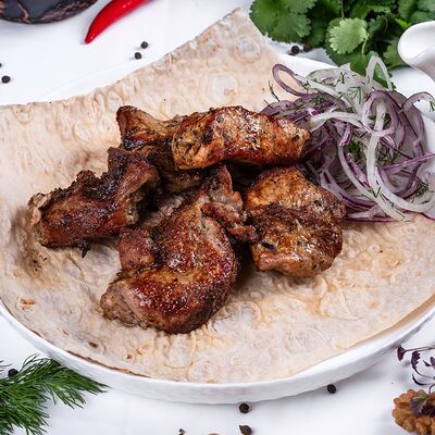 Шашлык из cвинoй шеи в Тамада по цене 900 ₽