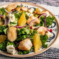 С куриным филе, апельсином и дорблю в Нино