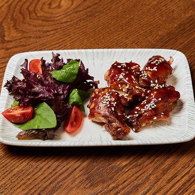 Куриные крылышки барбекю в Дача по цене 590 ₽