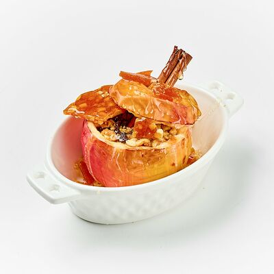 Яблоко запеченое с орехами в Кофеин по цене 500