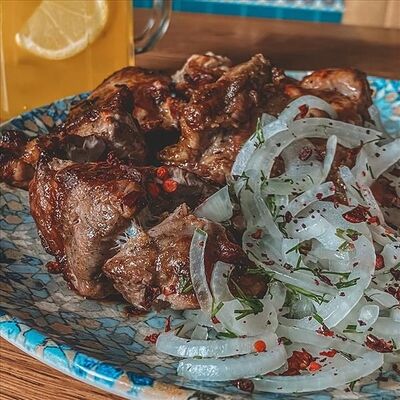 Шашлык из свиной шейки в Соль & Перец по цене 437 ₽