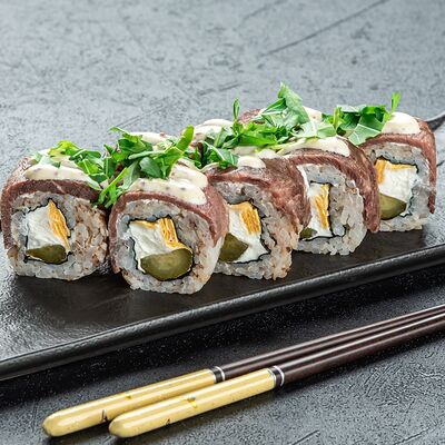 Биф ролл в Сан Суши - Пицца по цене 624 ₽