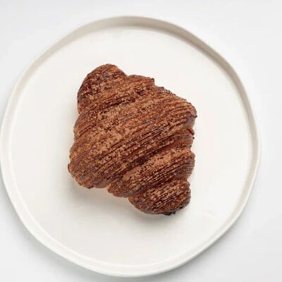 Круассан Шоколадный в Camon Cafe по цене 340 ₽