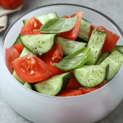 Салат овощнойв Жара на Киевке по цене 320 ₽