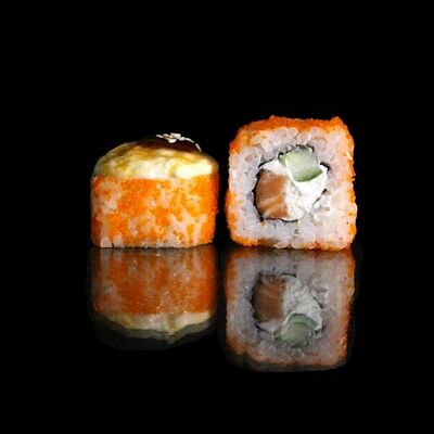 Ролл Запеченная калифорния в Bonito sushi по цене 385 ₽