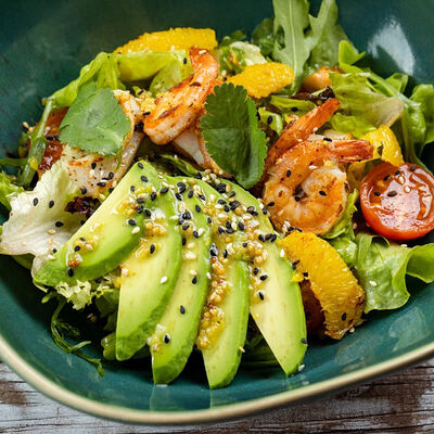 Салат с морепродуктами в William Bass по цене 950 ₽