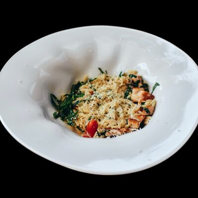 Орзо с форелью в Лаверна по цене 990 ₽