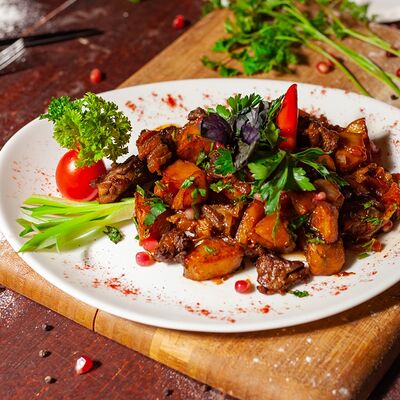 Телятина по-домашнему в Кристалл палас по цене 510