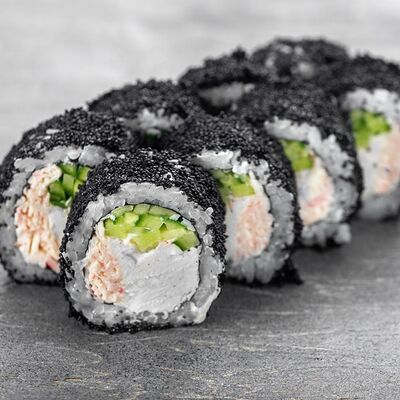 Калифорния Black в YOKO SUSHI по цене 590 ₽