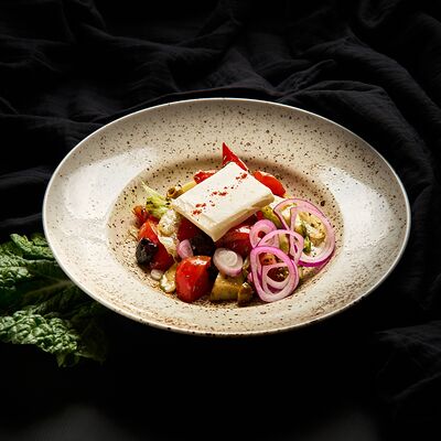 Греческий в LEMONADE по цене 380 ₽