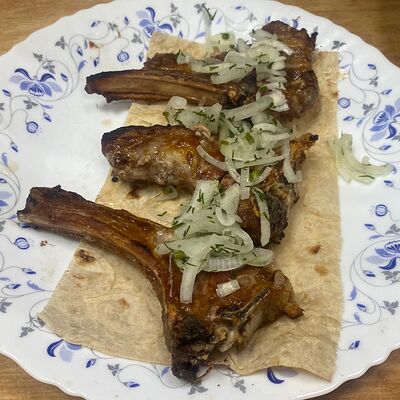 Шашлык из бараньей корейки в Шашлыки восточные по цене 600 ₽