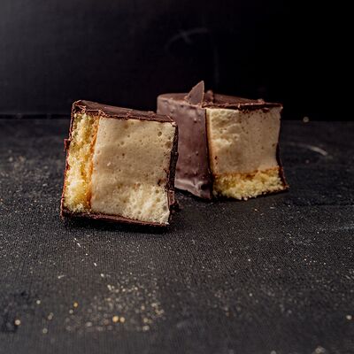 Пирожное Птичье молоко в Французская пекарня по цене 100 ₽