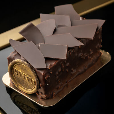 Пирожное Птичье молоко в La Maison гастробутик по цене 510 ₽