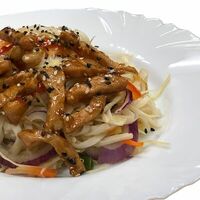 Удон со свинкой в Вкусно Box