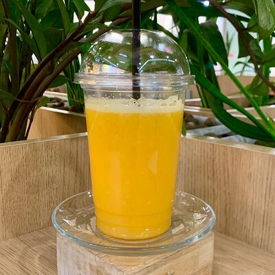 Сок свежевыжатый из апельсина в Кофеярд по цене 459 ₽