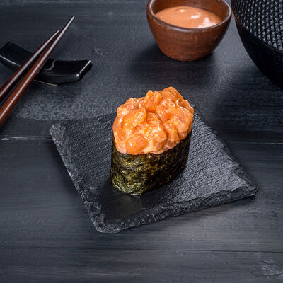 Спайси Сяке в Суши Ням по цене 213 ₽