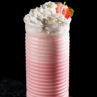 Клубника в Everest Sochi по цене 630 ₽