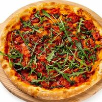 Пицца Руккола Помадоре Пост в Луиджи & Тосё