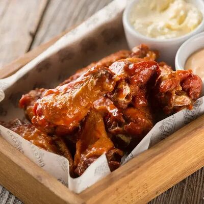 Куриные крылья Bbq_ в Chester по цене 616 ₽