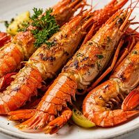 Лангустины на гриле в Ракушка