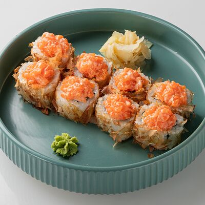 Манго с острым лососемв Роллпепперони по цене 690 ₽