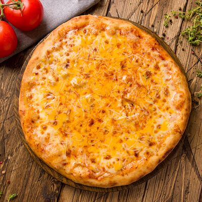 Pizza Сырное ассортив Сырный Бортик! по цене 740 ₽