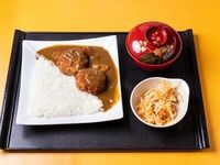 Сет Менчи Кацу Карри Райсу в Nagoya