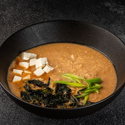 Суп мисо с лососемв Мацумото по цене 575 ₽