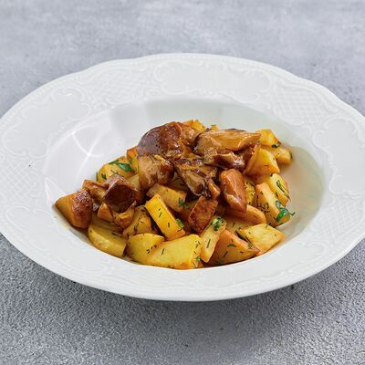 Картофель жаренный с белыми грибами в Царь по цене 450 ₽