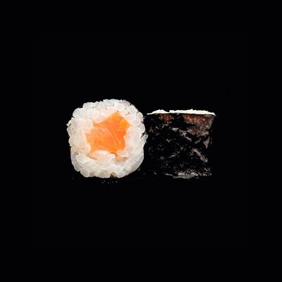 Ролл Лосось в YAMMY SUSHI по цене 240 ₽