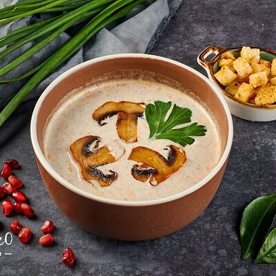 Крем-суп грибной в Чайхана Фаррух по цене 400 ₽