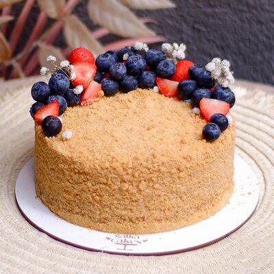 ПП Медовик с черносливом и грецкими орехамив Co'Zona по цене 4950 ₽