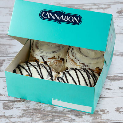 Синнапак 4 большие булочки в Cinnabon по цене 1295 ₽