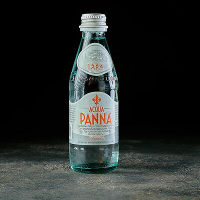 Вода Acqua Panna в Пряности & Радости на Васильевском по цене 350